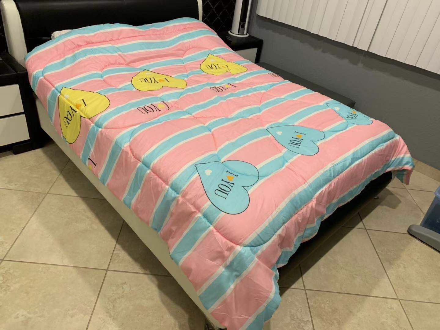 Brand New Blanket Comforter Queen Size