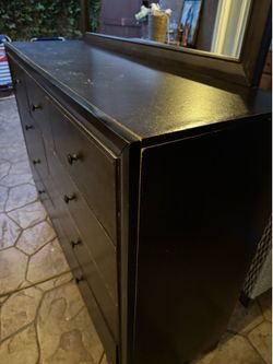 Dresser with mirror