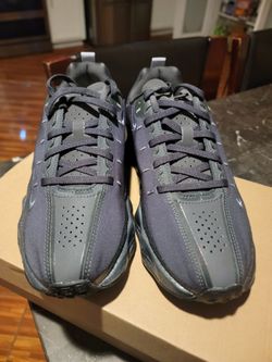 Nike Low-Top Sneakers black