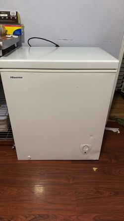 5 cu ft Hisense chest freezer
