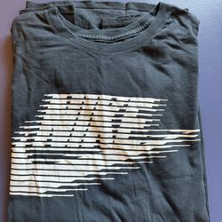 Nike Men’s T Shirt