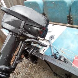 25 HP Johnson Outboard Any Reasonable Offer 