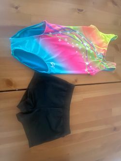 Gymnastics leotard and shorts 5-6yr
