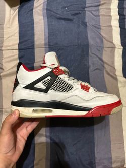 Air Jordan Retro 4s FIRE RED
