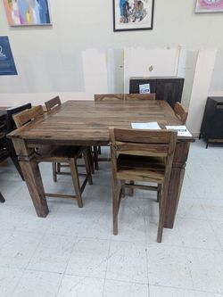Tahoe Gathering Table w/ 4 Chairs