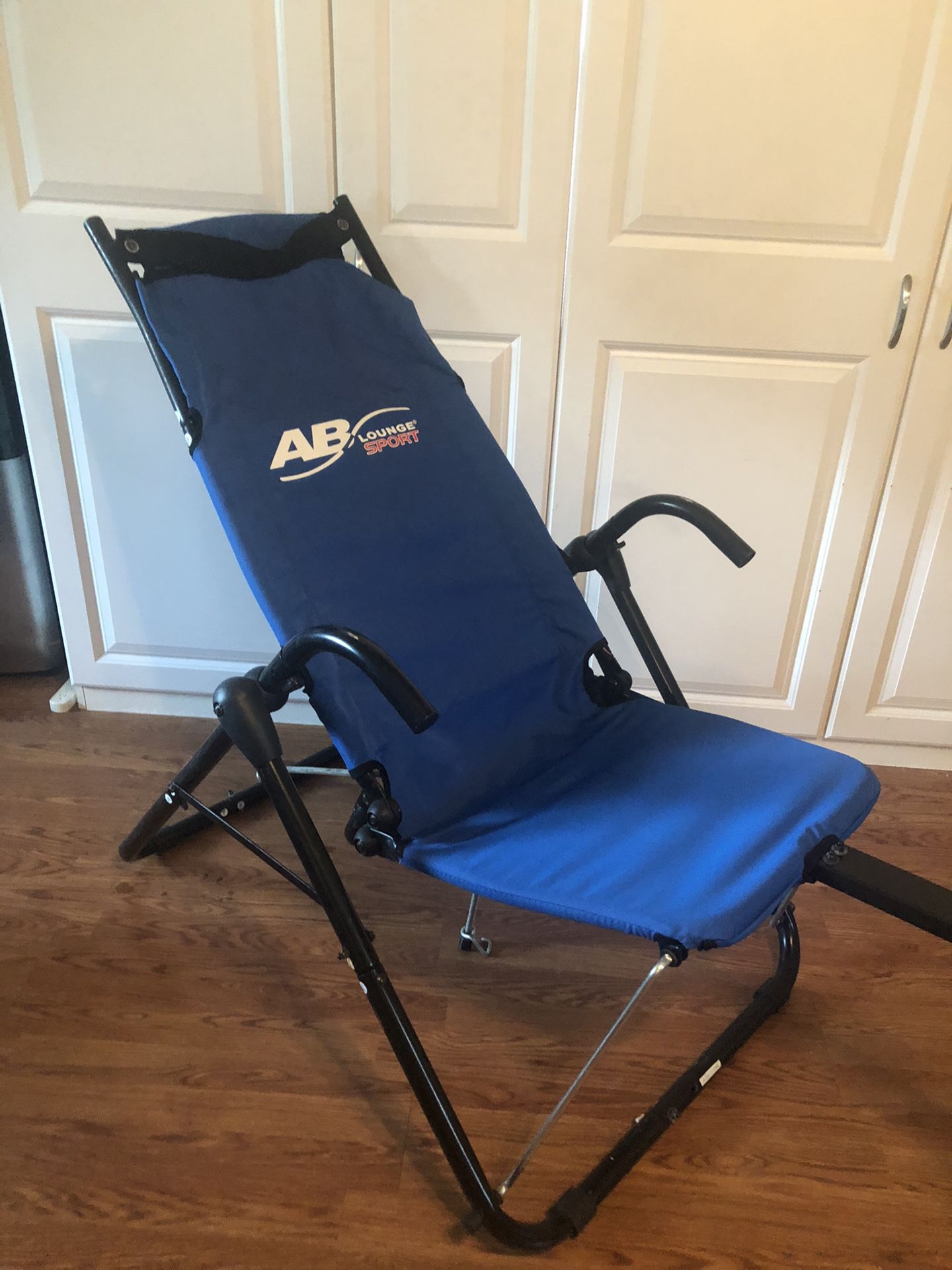 Ab Lounge Exercise Chair