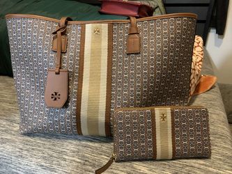Tory Burch Purse And Wallet 