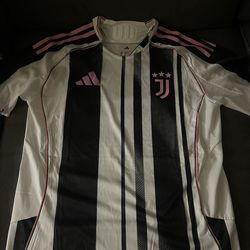 Adidas Juventus Away Jersey throw offers