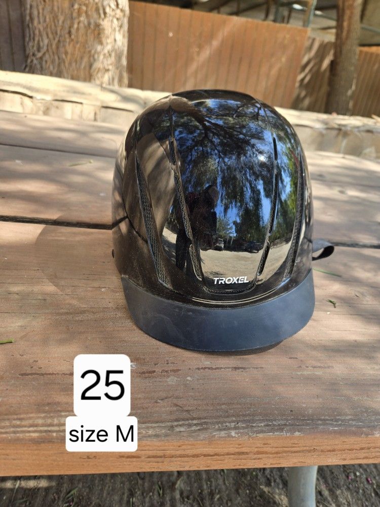 Black Adult M Riding Helmet