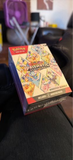 Pokémon Prismatic Evolutions Booster Bundle
