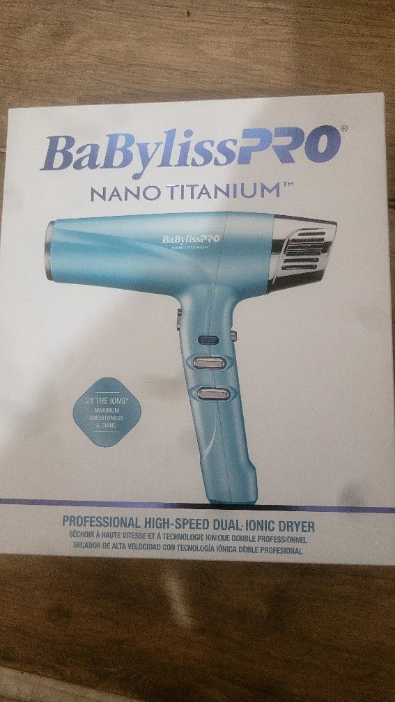 Babyliss Pro Nano Titanium Pro Ion DRYER