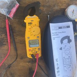 UEI DL 579 Voltage Meter