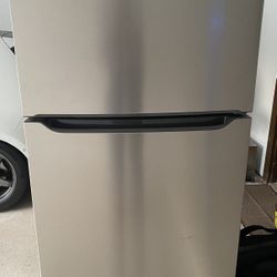 Refrigerator New
