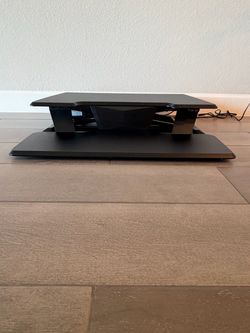 VariDesk Electric standing desk converter