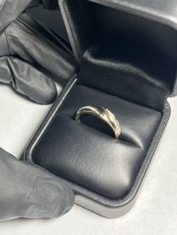 10K GOLD WITH DIAMONDS RING