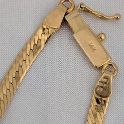 ✨💛14K Yellow Gold Herringbone Bracelet W/ Safe Hidden Box Clasp 4g.| 8"
|4mm💛✨

