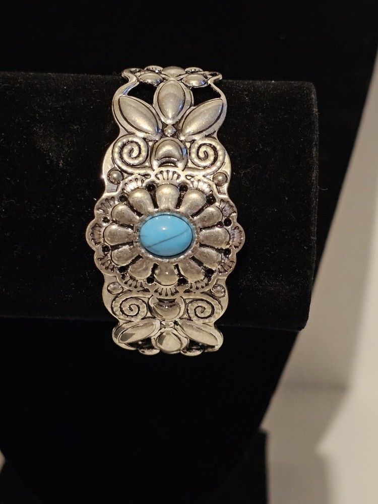New Silver Turquoise Bangle Bracelet