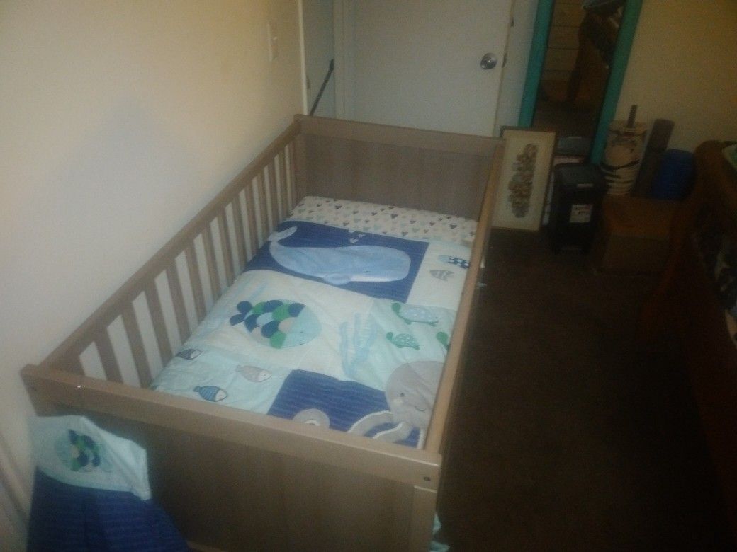 IKEA SUNDVIK Crib – Sturdy & Stylish