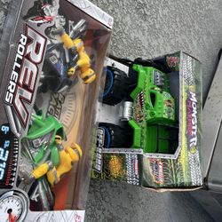 Toys/juguetes (monstertruck And Motorcyclists)