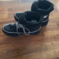 Sorel Black Women’s Boots 10.5
