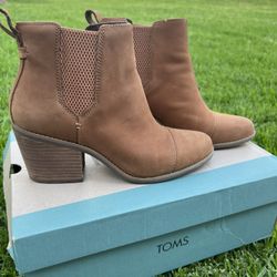 Toms Everly Chelsea Boots 
