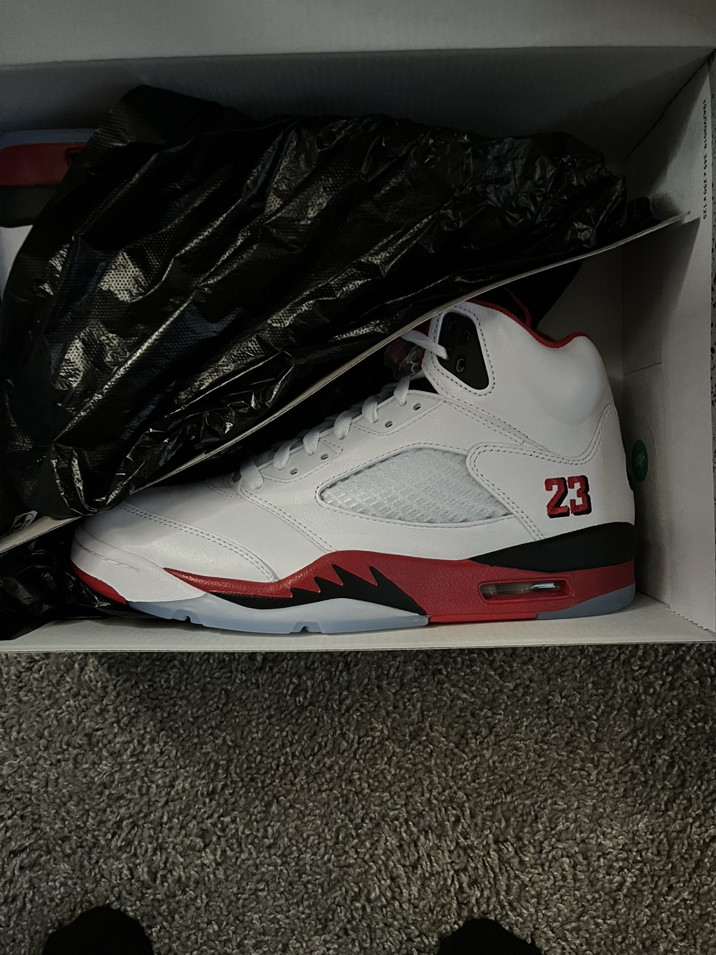 Jordan 5s 9/5