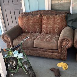 Good Couches FREE