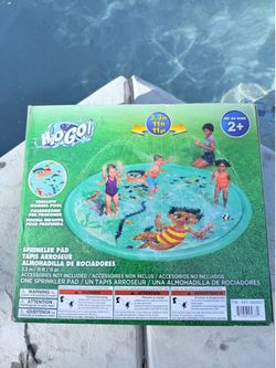 Shallow pool 11ft sprinkler pad