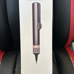Dyson Airstrait Straightener