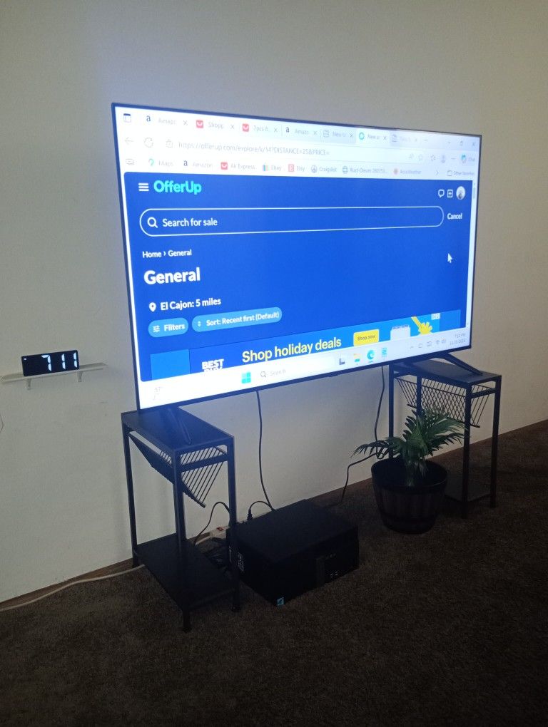 65" Insignia UHD Smart Tv + Dell Optiplex 3040