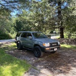 1996 Toyota 4Runner SR5 2WD 3.4L V6