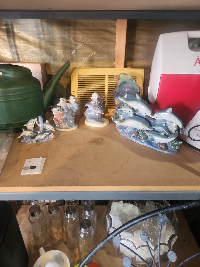 Dolphin Decor