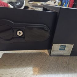 Pen + Gear Safes Model 44E20 with Electronic Lock, Backup Key, 1 Shelf, Black