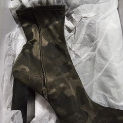 New In Box Jeffrey Campbell Boots