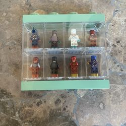 LEGO Marvel Iron Man Minifigure Collection + Display Case