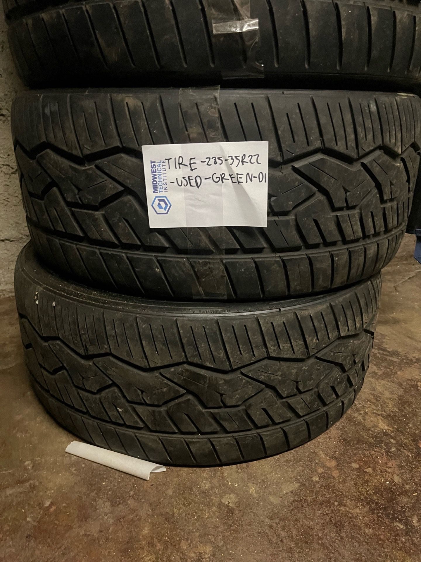 (2) 285/35R22 Tires – Used 22” Tires
