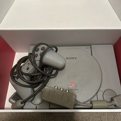 PlayStation 1 (doesn’t read disk)