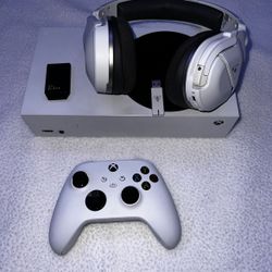 Xbox Series S With Headset Open To Trades