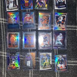 NFL football  cards bundle lot-autographs, Rookies stars like Brock Purdy Jalen hurts