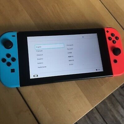 Nintendo Switch 