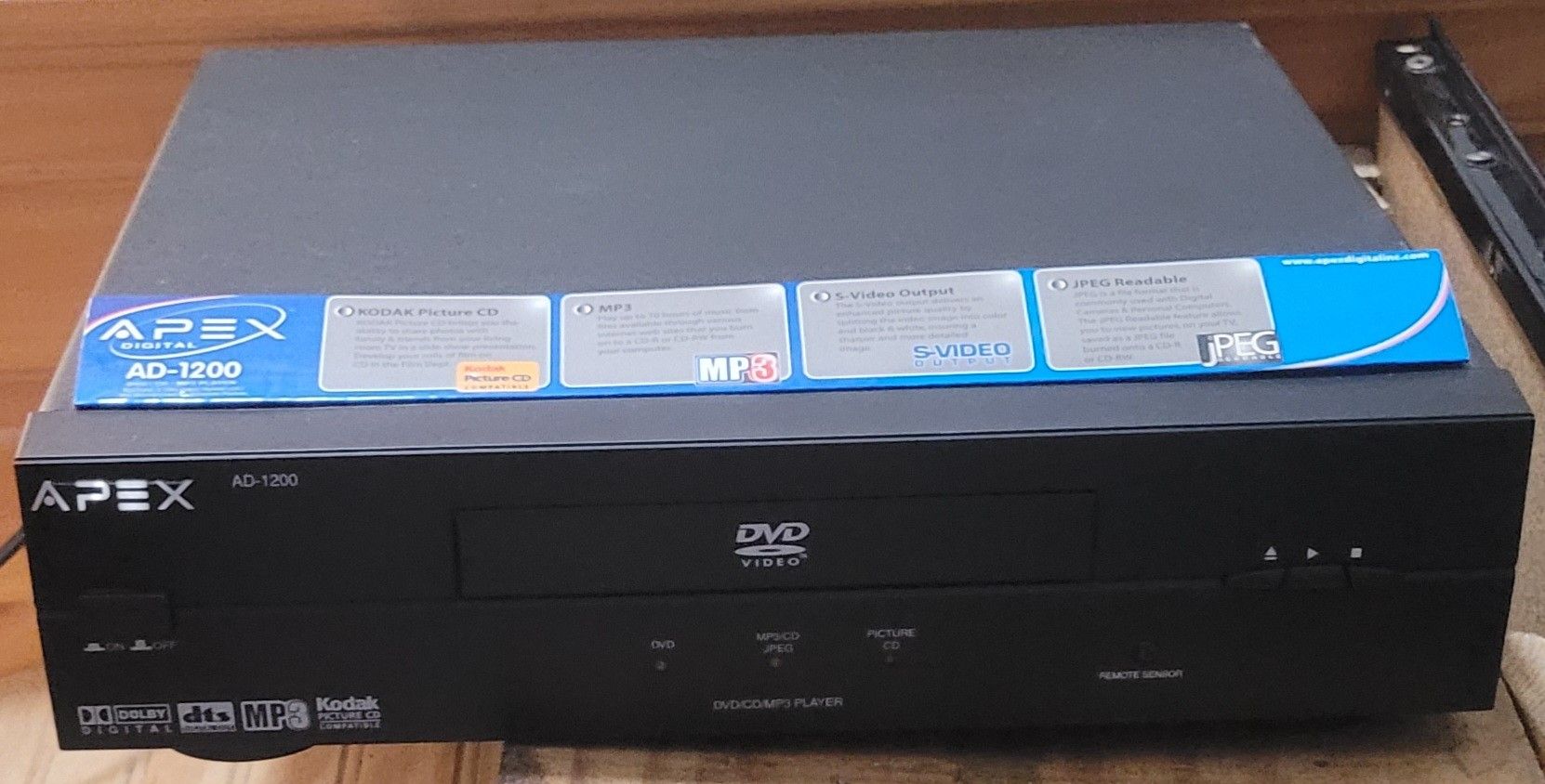 Only Used A Few Times!!! Apex DVD Player With Remote