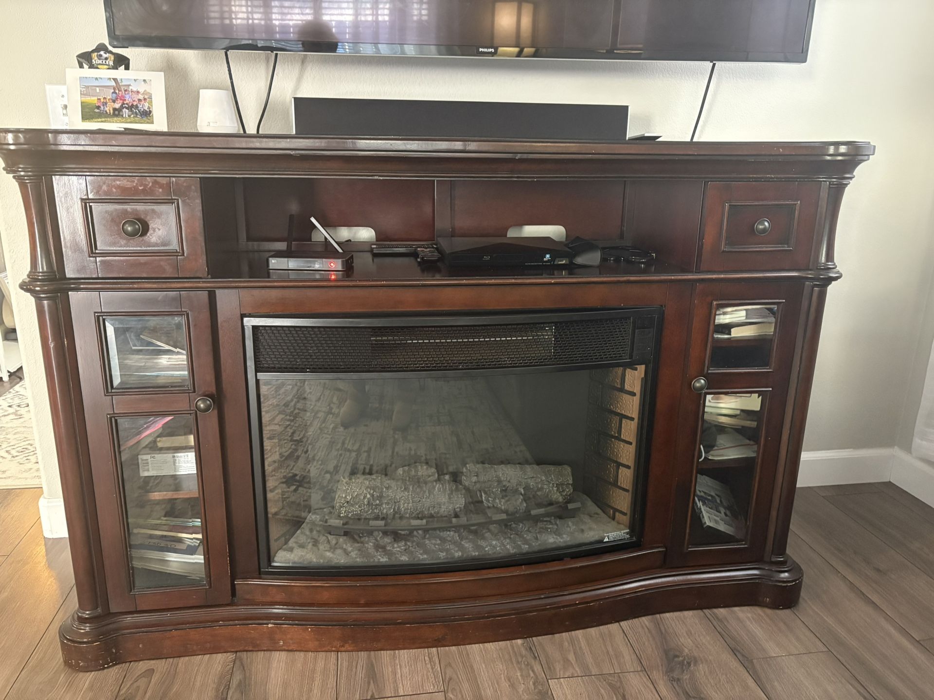 Tv Stand &heater