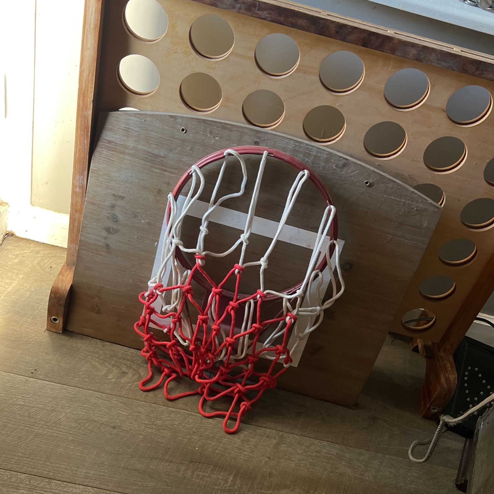 Basketball Hoop & Big Connect 4