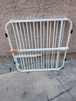 Door gate