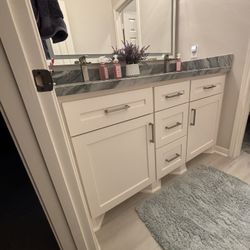 Custom Cabinet Vanity