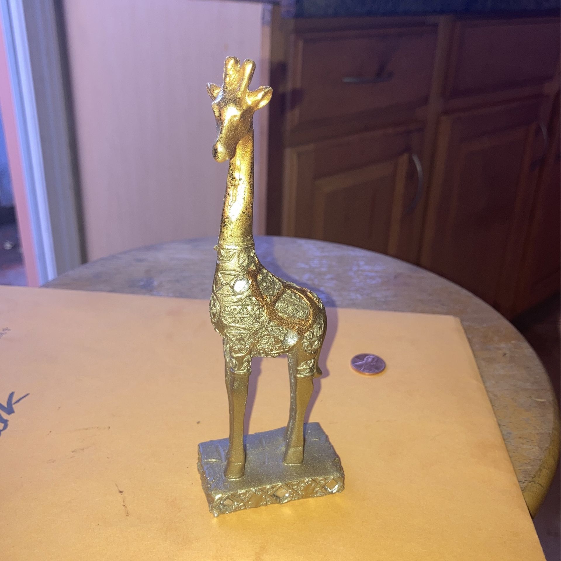 Gold Colored Giraffe Figurine Decoration(s)