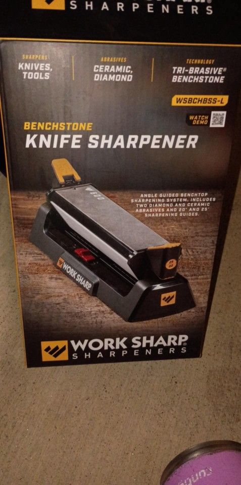 Benchstone Knife Sharpener