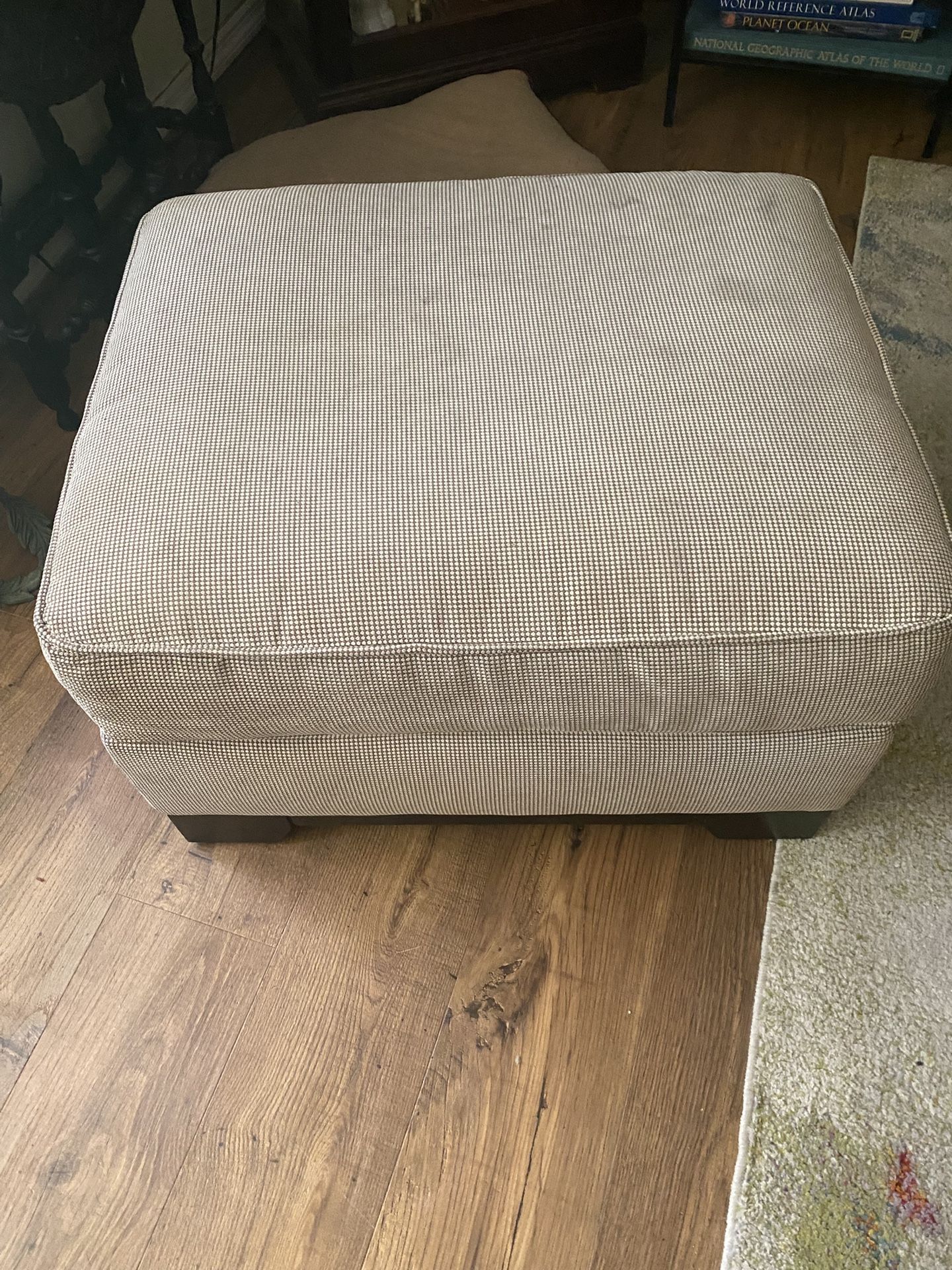 Sofa. Love Seat Ottoman