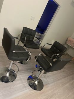 Perfect condition bar stool chairs