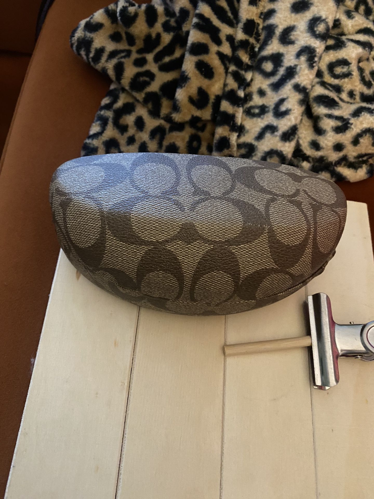 Coach, sunglasses or regular big glasses case